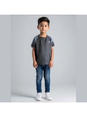 Dunlop sports T-shirt size 5